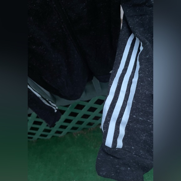 Women’s Adidas Cotton Track Jacket/bomber jacket, size xs, 3 stripes on sleeves - Picture 4 of 6